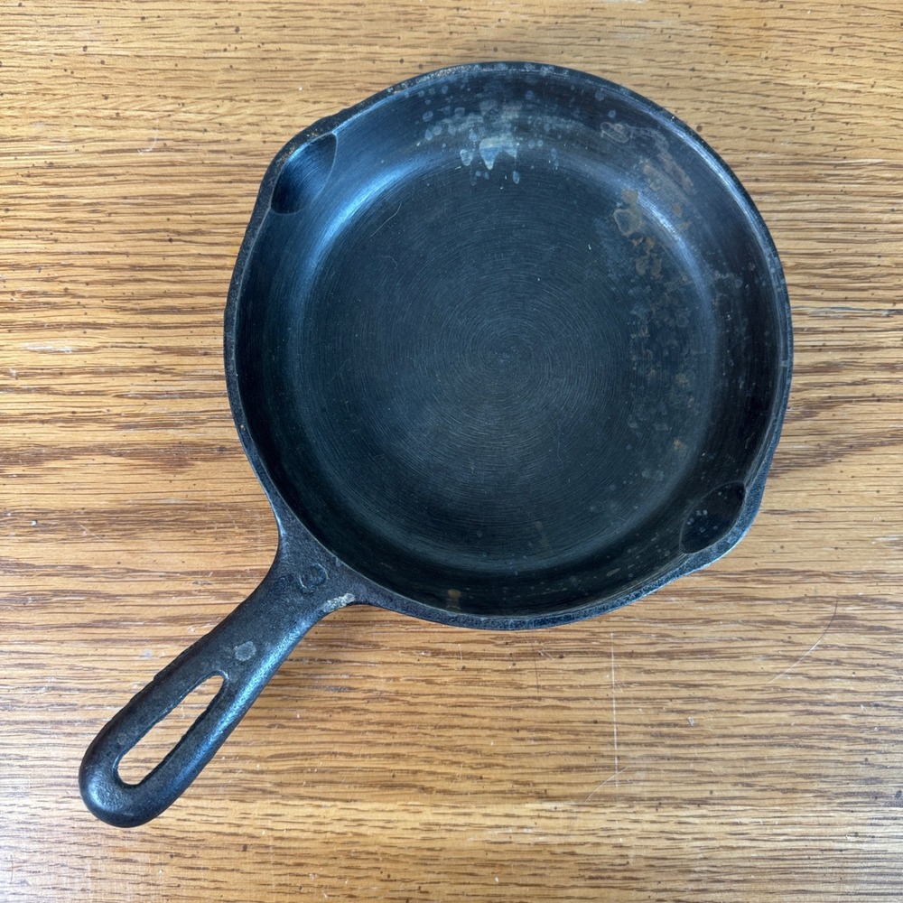 Cast Iron‎ Skillet 6.5 inch Marked 3 H Stamped Handle Made in USA Farmhouse